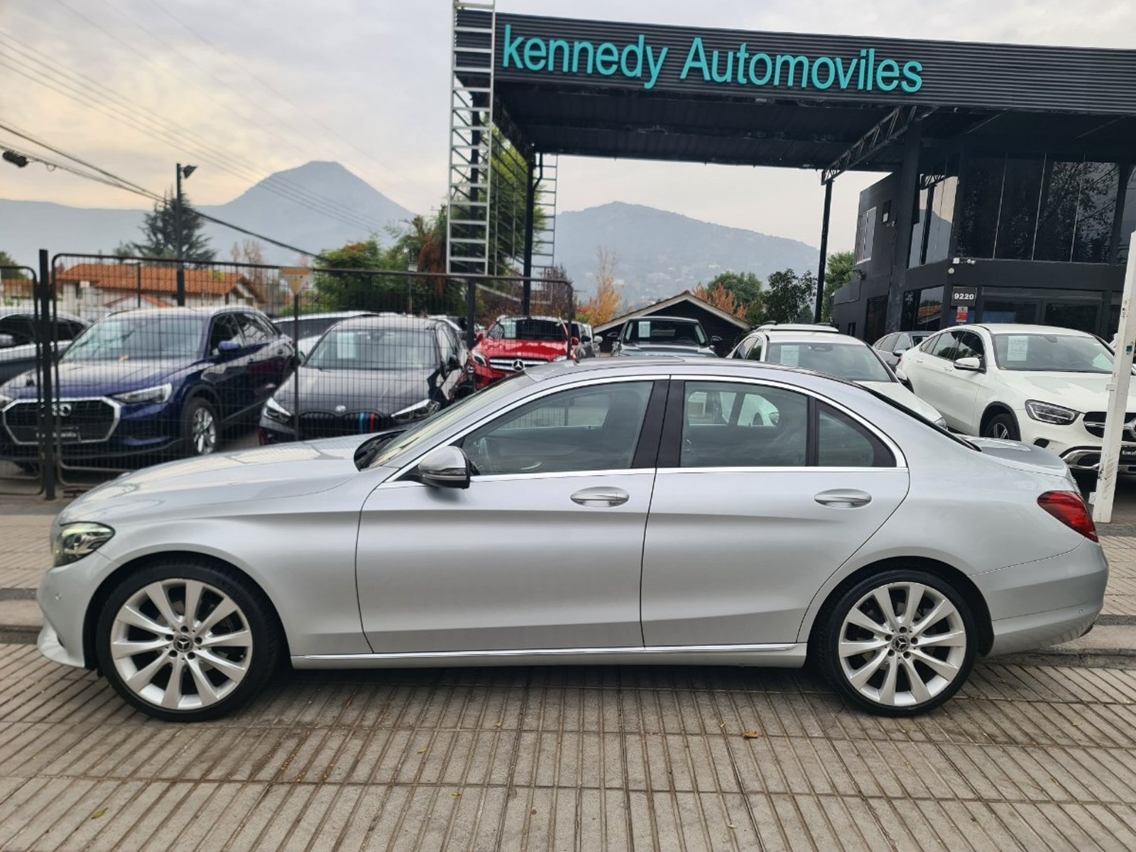 Mercedes-Benz C200 1.5 C 200 Auto 2019 - Foto 3 de 10