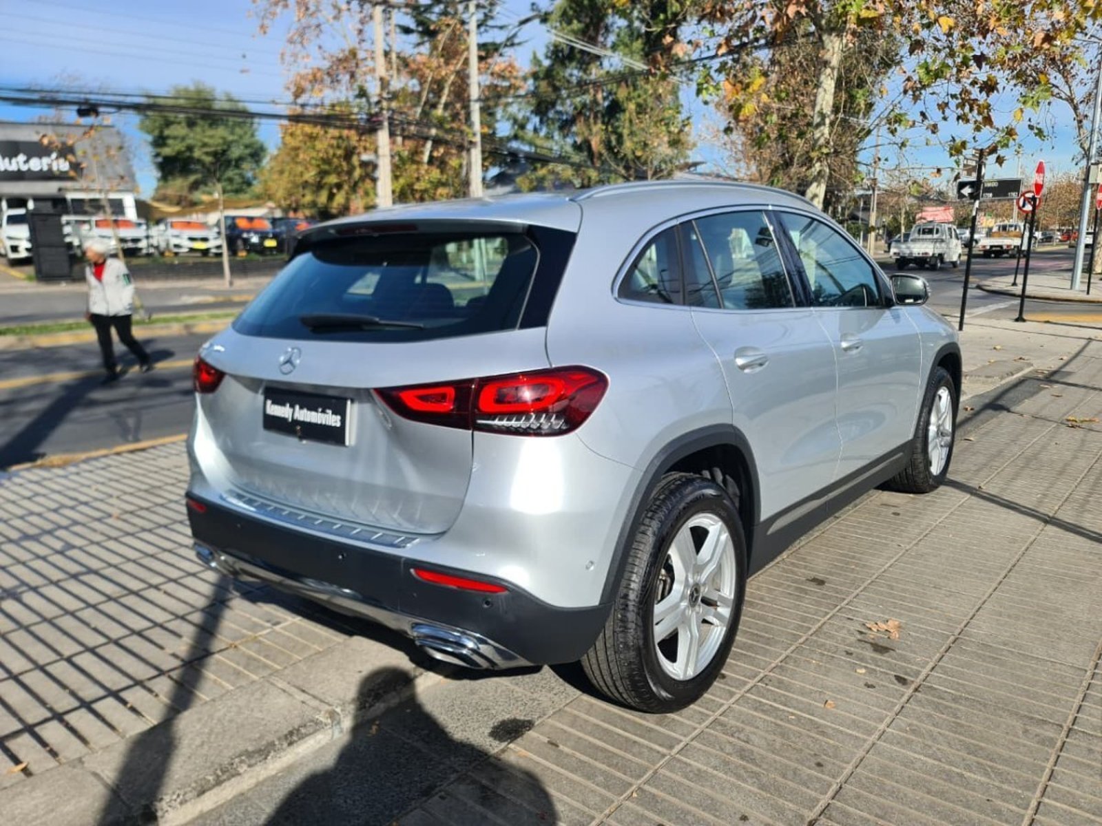 Mercedes-Benz GLA 200 1.3 4X2 AT 5P. 2022 - Imagen 9 de 10