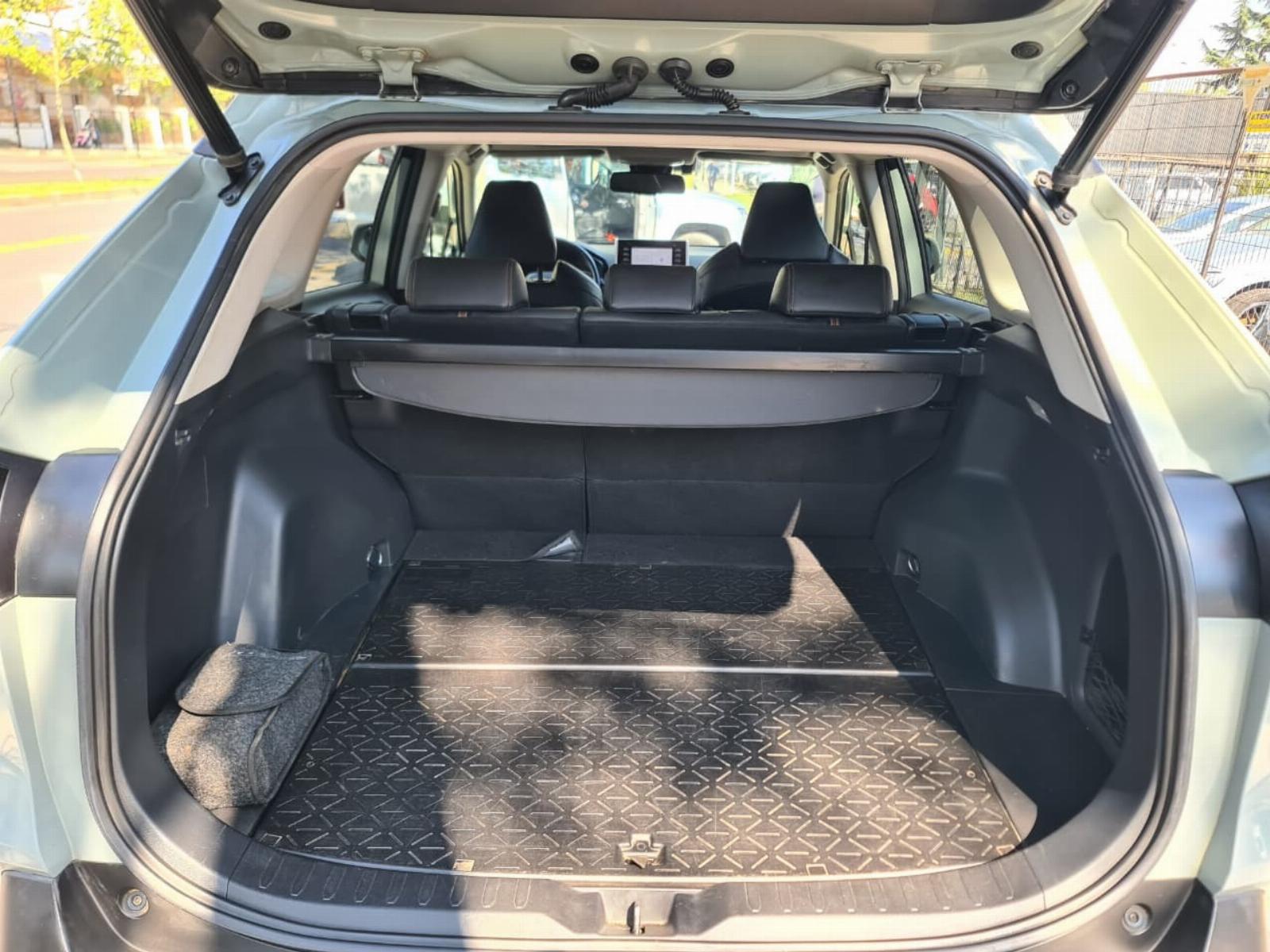 TOYOTA RAV 4 2.5 Auto Adventure 4WD 2022 - Imagen 9 de 10