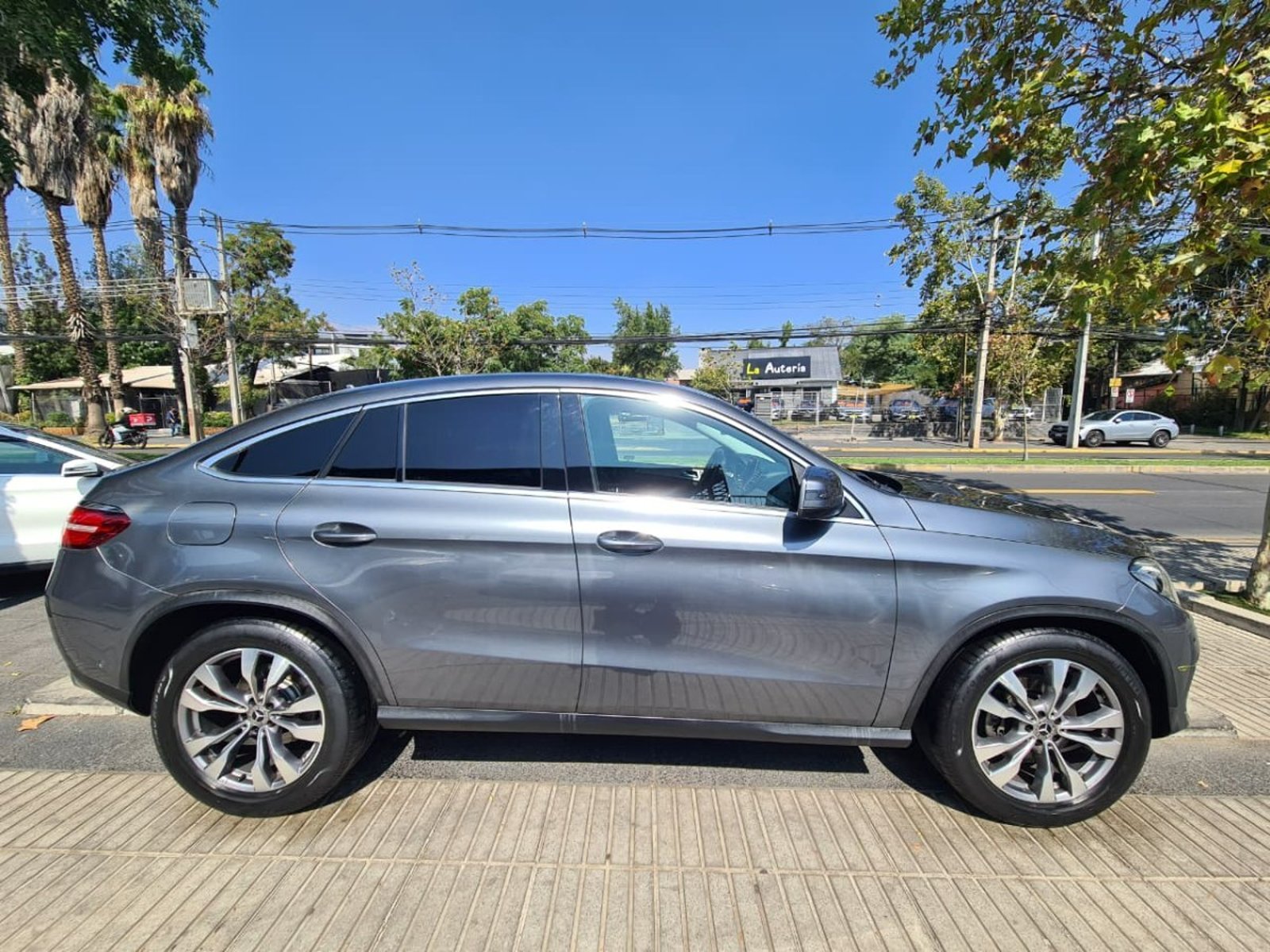 MERCEDES-BENZ GLE 400 3.0 COUPE SPORT 4MATIC AUTO 2020 - Imagen 9 de 10