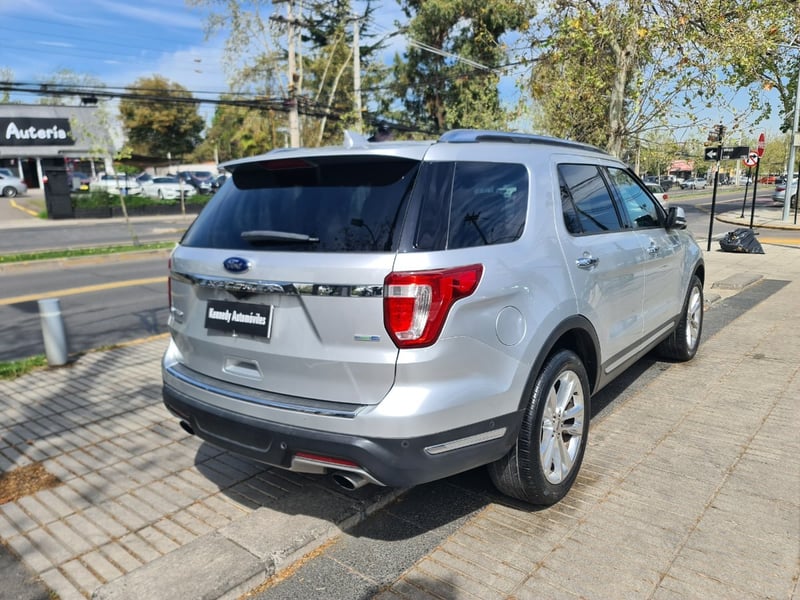 Ford EXPLORER 2.3 LIMITED ECOBOOST 4X4 AT 5P. 2019 - Imagen 4 de 10