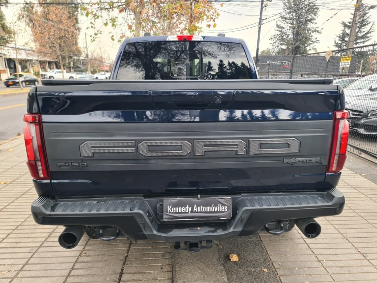 Ford F-150 Raptor 3.5 4X4 DOB. CAB. AT 4P. 2025 - Foto 4 de 10