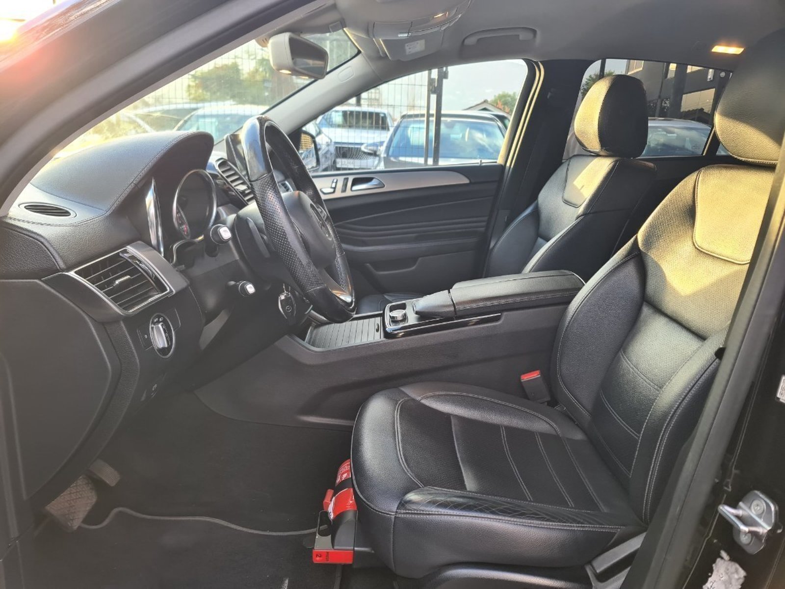 Mercedes-Benz GLE 350 3.0 D 4MATIC SPORT COUPE DIESEL 4WD AT 5P. 2019 - Imagen 6 de 10