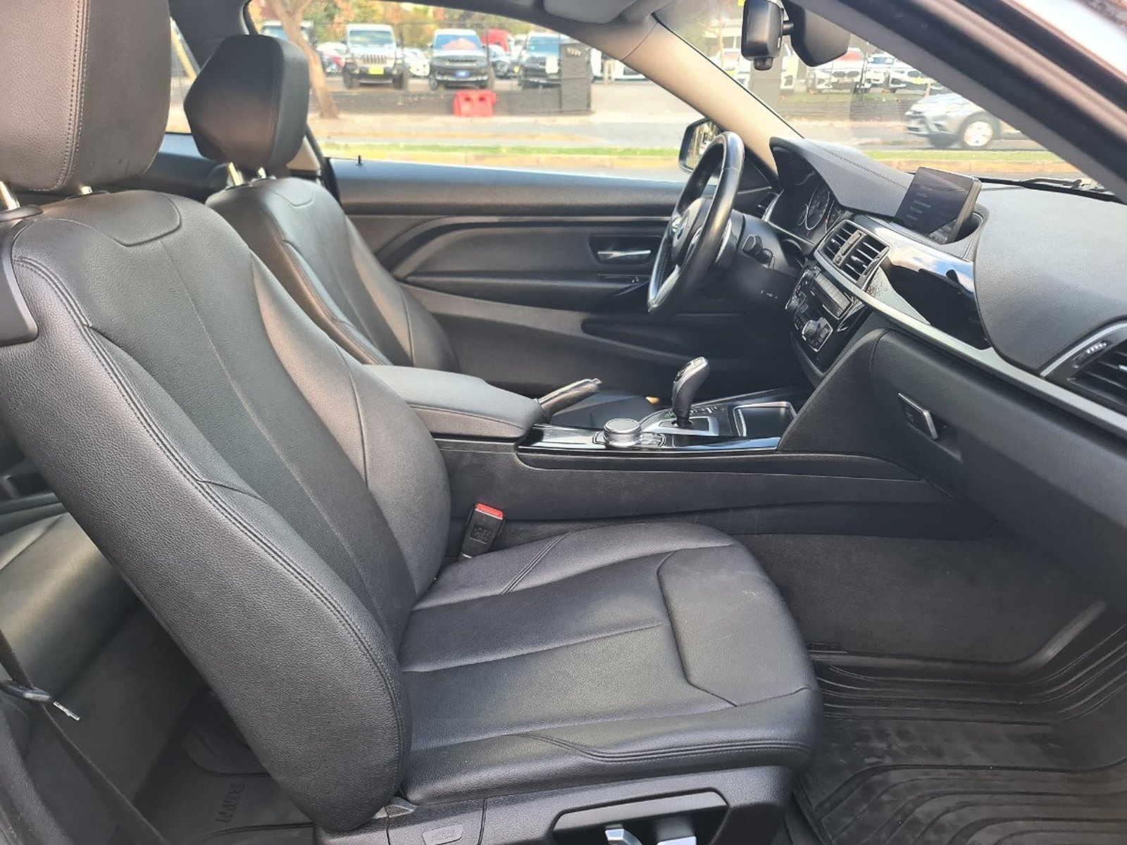 BMW 420I 2.0 4X2 COUPE AT 2P. 2018 - Imagen 9 de 10