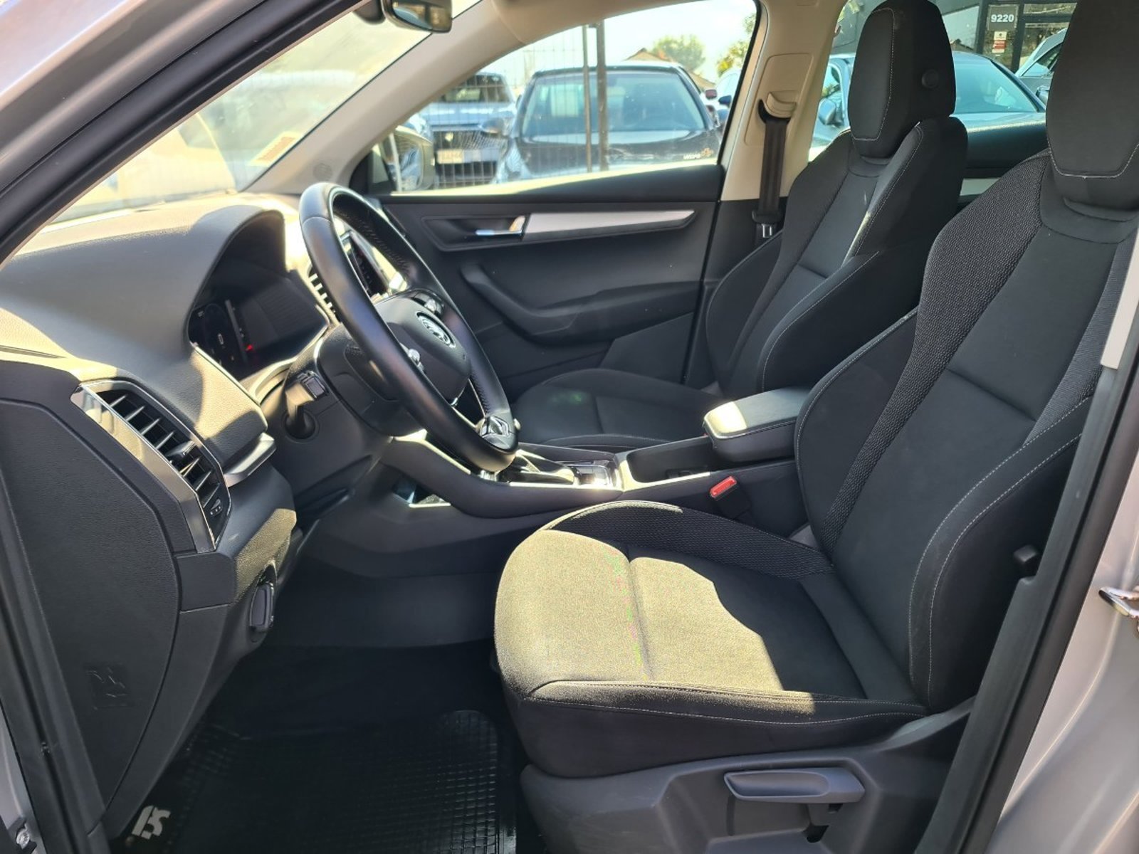 Skoda KAROQ 1.4 TSI AMBITION 4X2 AT 5P. 2023 - Imagen 10 de 10