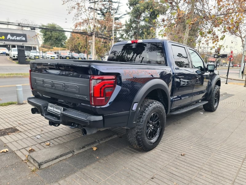 Ford F-150 Raptor 3.5 4X4 DOB. CAB. AT 4P. 2025 - Imagen 7 de 10