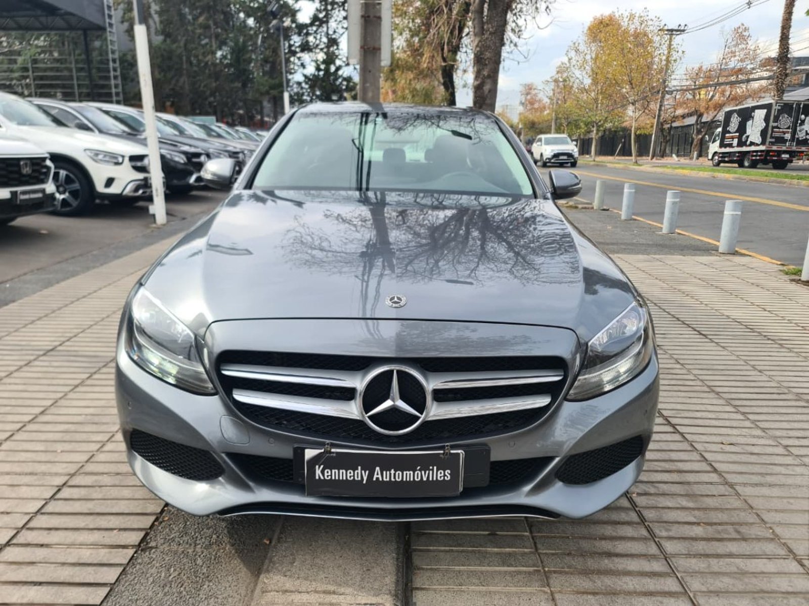 Mercedes-Benz C180 1.6 C 180 Auto 2018 - Foto 3 de 10