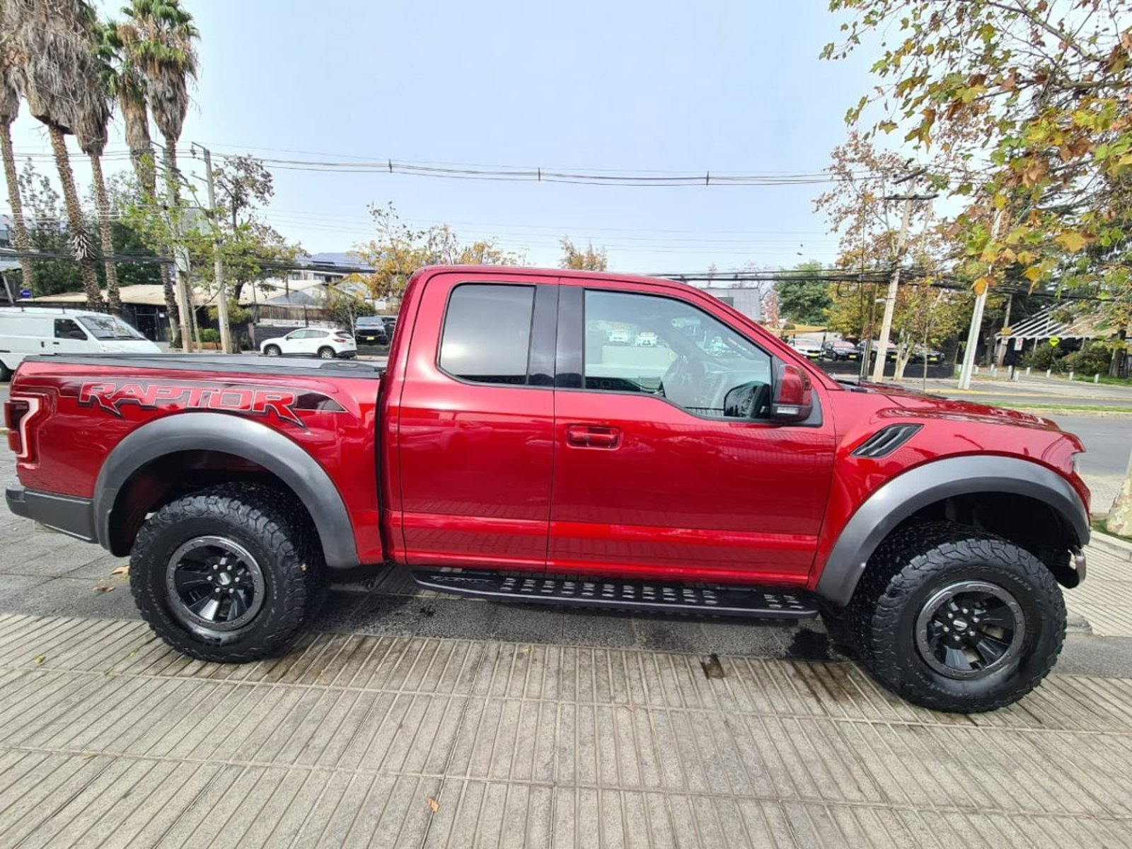 FORD F-150 3.5 RAPTOR 4WD AUTO 2017 - Imagen 7 de 9