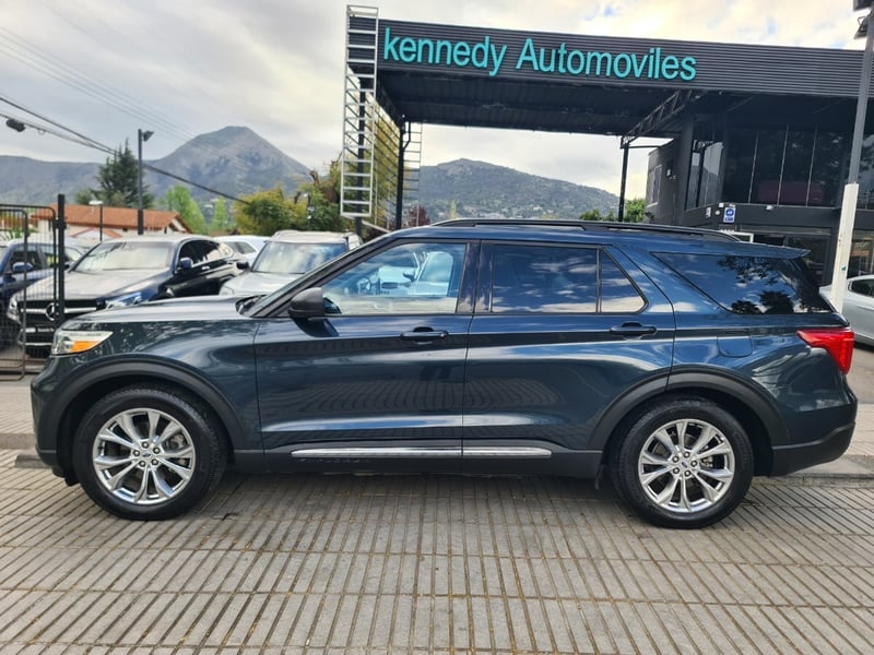 Ford EXPLORER 2.3 ECOBOOST XLT 4X2 AT 5P. 2025 - Imagen 6 de 10