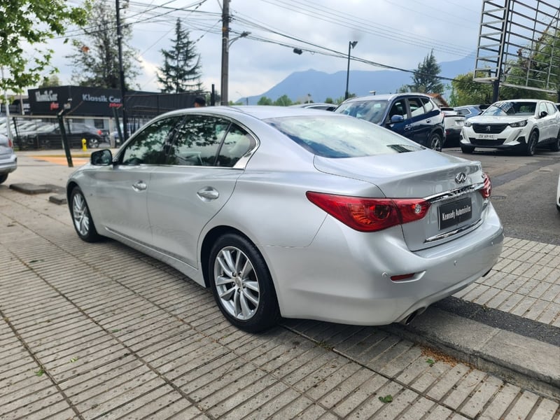 Infiniti Q50 3.7 4X2 AT 4P. 2015 - Imagen 6 de 10