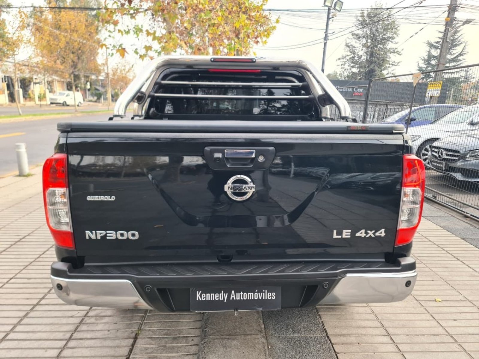NISSAN NP300 2.3 DSL Auto LE 4WD 2019 - Imagen 4 de 8
