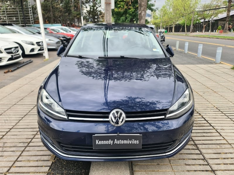 Volkswagen GOLF 2.0 TDI HIGHLINE DIESEL 4X2 AT 5P. 2018 - Imagen 9 de 10