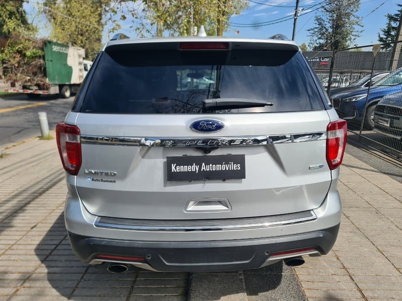 Ford EXPLORER 2.3 LIMITED ECOBOOST 4X4 AT 5P. 2019 - Imagen 8 de 10