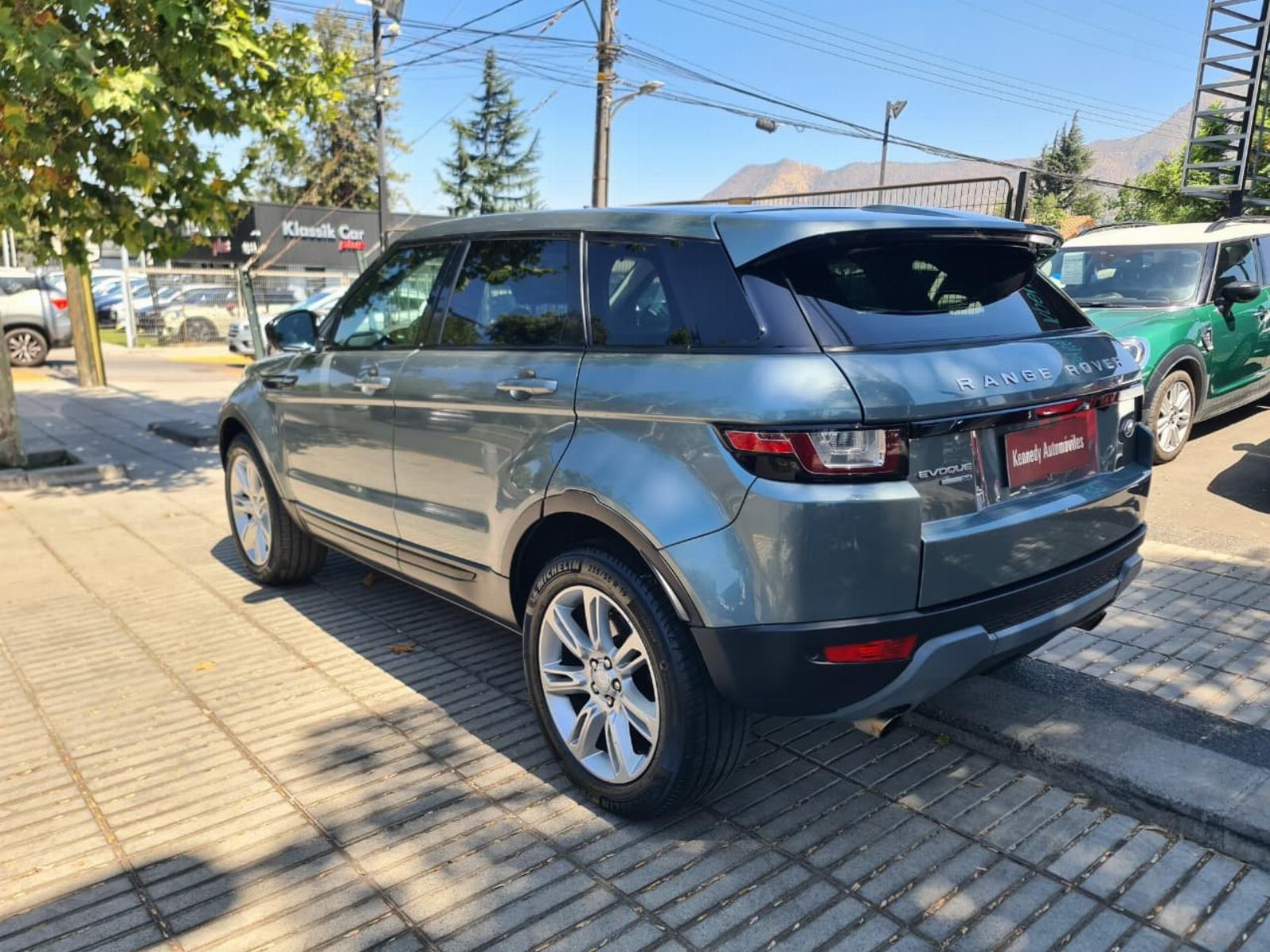LAND ROVER RANGE ROVER EVOQUE 2.0 SI4 SE Plus Auto 4WD 2017 - Imagen 6 de 9