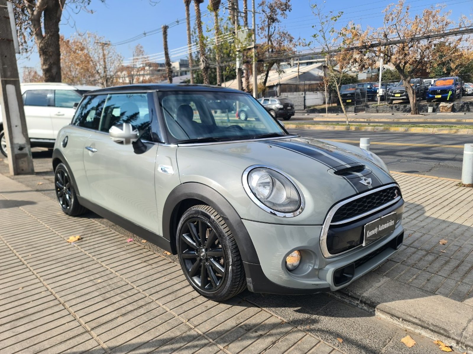 Mini F56 Cooper S Pepper 2.0 2014 - Foto 3 de 10