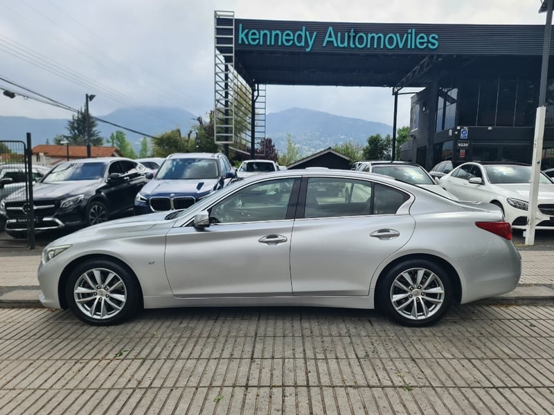 Infiniti Q50 3.7 4X2 AT 4P. 2015 - Imagen 4 de 10