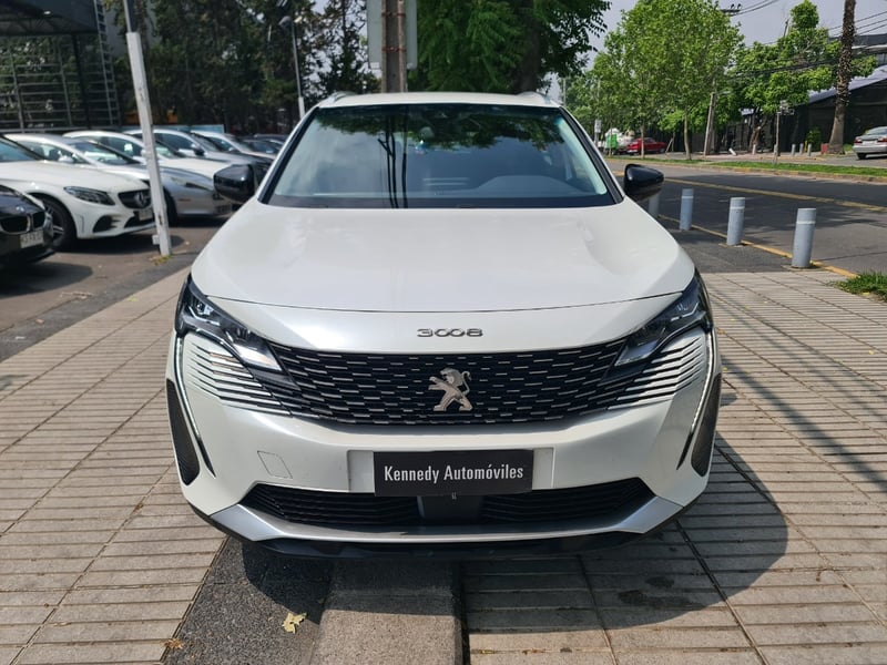 Peugeot 3008 1.2 ACTIVE PACK PURETECH 130 4X2 MT6 5P. 2023 - Imagen 8 de 10