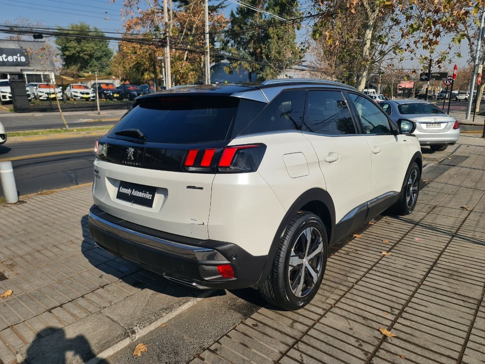 Peugeot 3008 1.6 GT LINE 4X2 THP 165HP EAT6 5P. 2018 - Foto 4 de 10