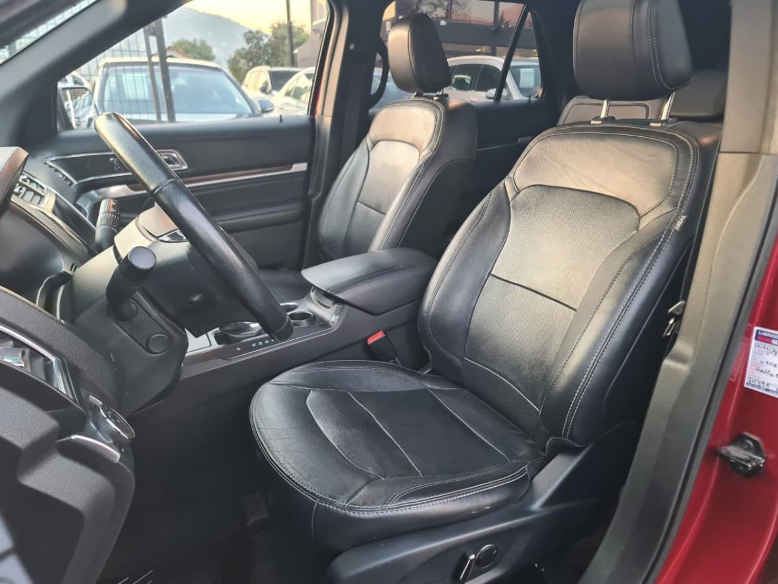 FORD EXPLORER 2.3 ECOBOOST LIMITED 4X2 AT 5P. 2018 - Imagen 10 de 10