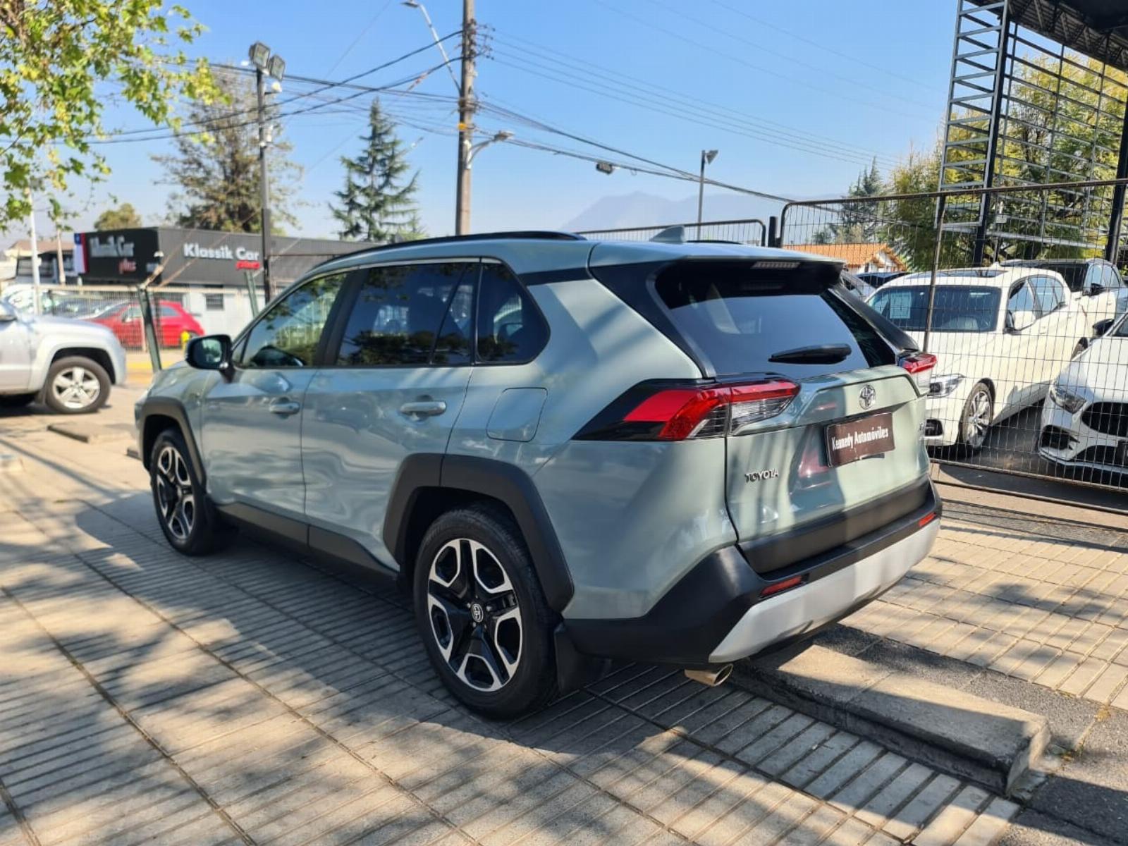 TOYOTA RAV 4 2.5 Auto Adventure 4WD 2022 - Imagen 7 de 10