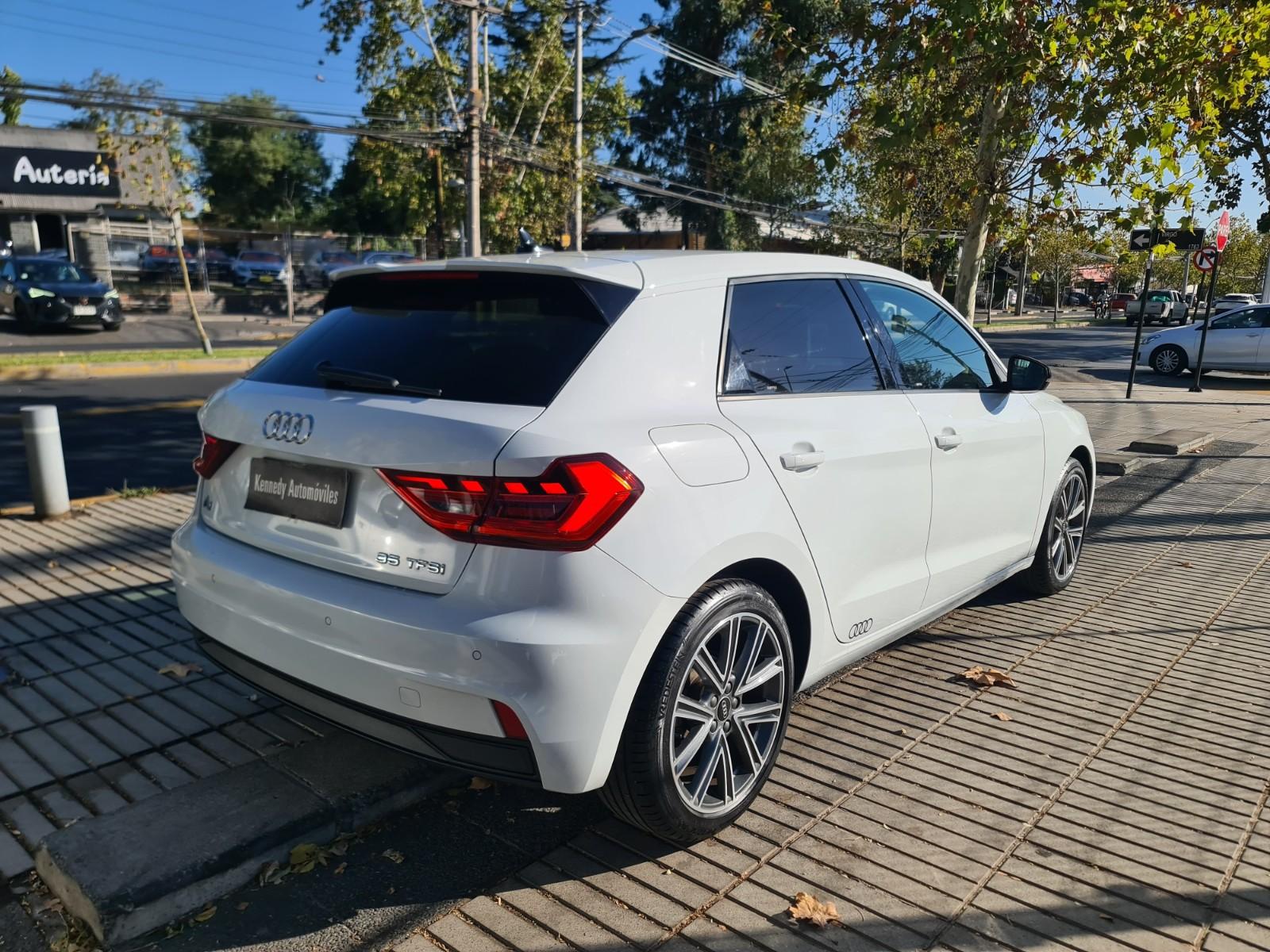 AUDI A1 1.5 35 TFSI S Tronic Sport Sportback 2022 - Imagen 4 de 9