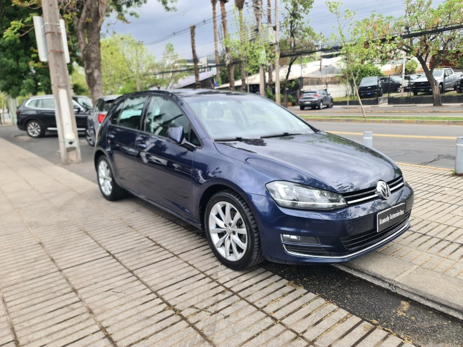 Volkswagen GOLF 2.0 TDI HIGHLINE DIESEL 4X2 AT 5P. 2018 - Foto 4 de 10