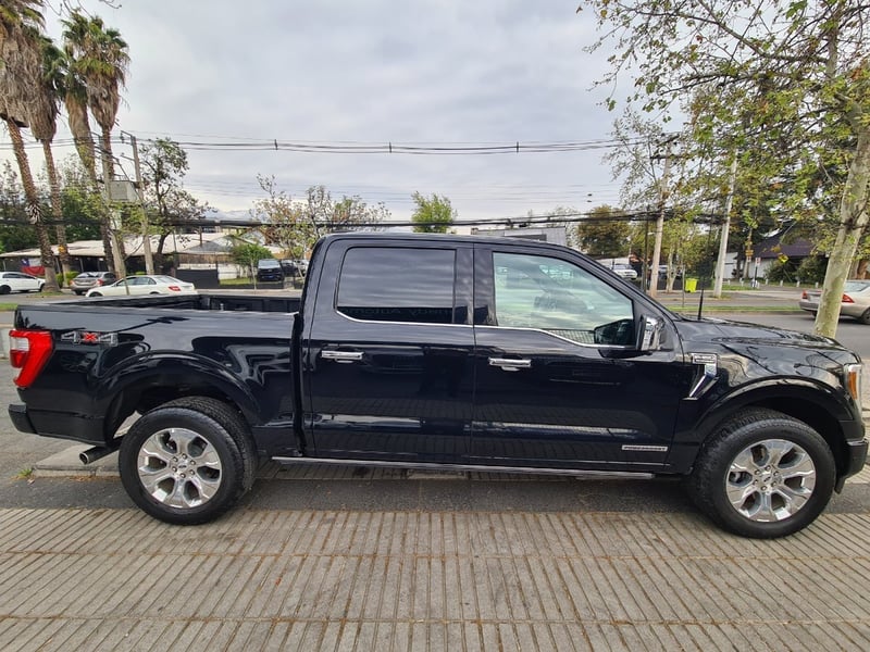 Ford F-150 3.5 PLATINUM HEV HYBRID DOB. CAB. 4X4 AT 4P. 2024 - Imagen 6 de 10
