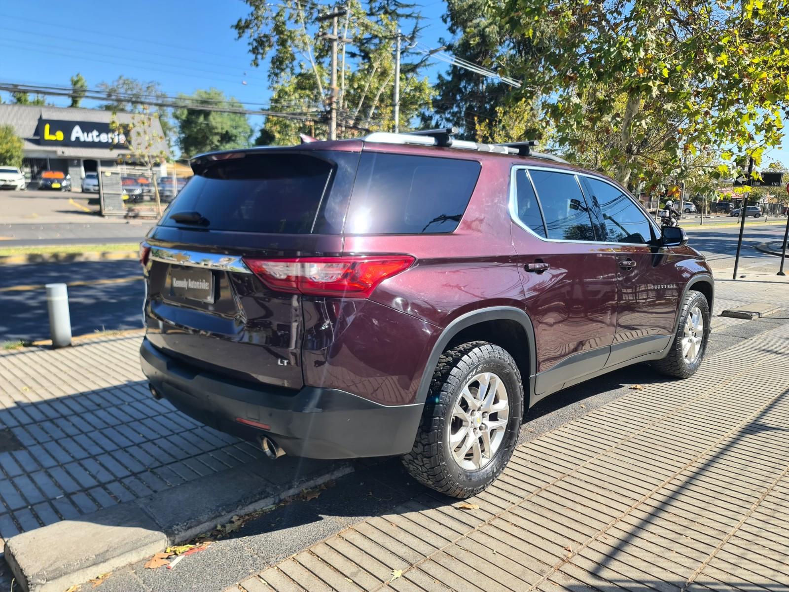 CHEVROLET TRAVERSE 3.6 LT Auto 2019 - Imagen 4 de 10