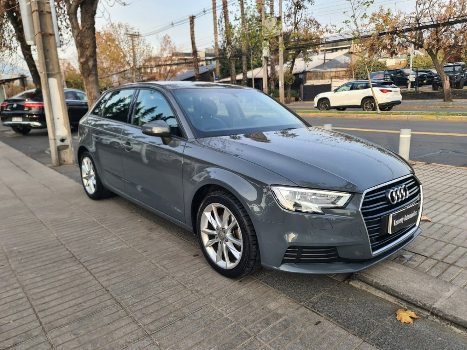 Audi A3 1.4 SPORTBACK 4X2 S-TRONIC 35 HB AT 5P. 2019 - Foto 3 de 10
