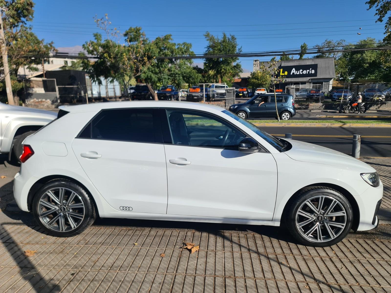 AUDI A1 1.5 35 TFSI S Tronic Sport Sportback 2022 - Imagen 6 de 9