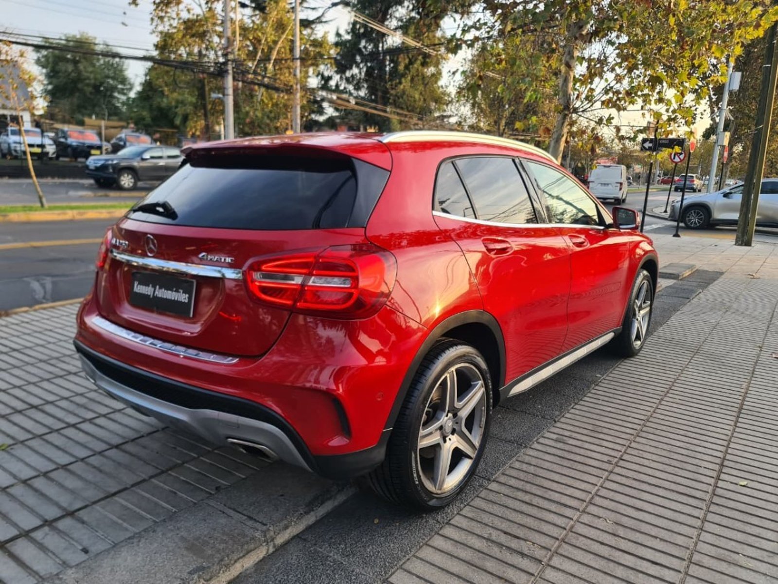 MERCEDES-BENZ GLA 250 2.0 GLA 250 4Matic DCT 2016 - Imagen 7 de 10