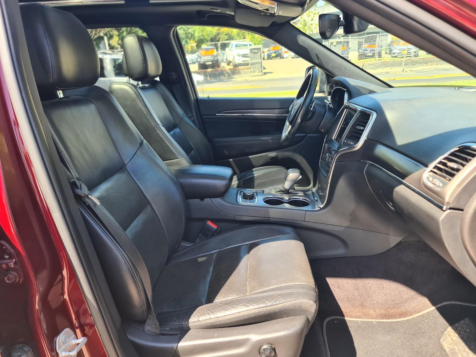 JEEP GRAND CHEROKEE 3.6 Limited 4WD Auto 2018 - Imagen 9 de 10