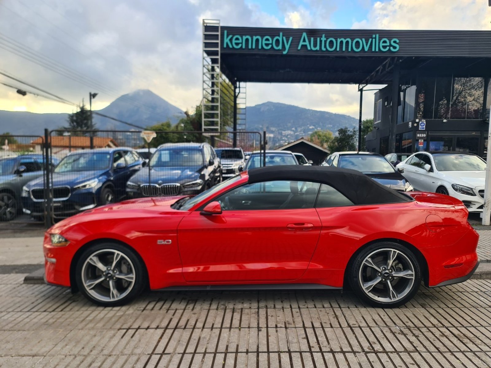 Ford MUSTANG 5.0 GT PREMIUM 4X2 CONVERTIBLE AT 2P. 2023 - Foto 5 de 10