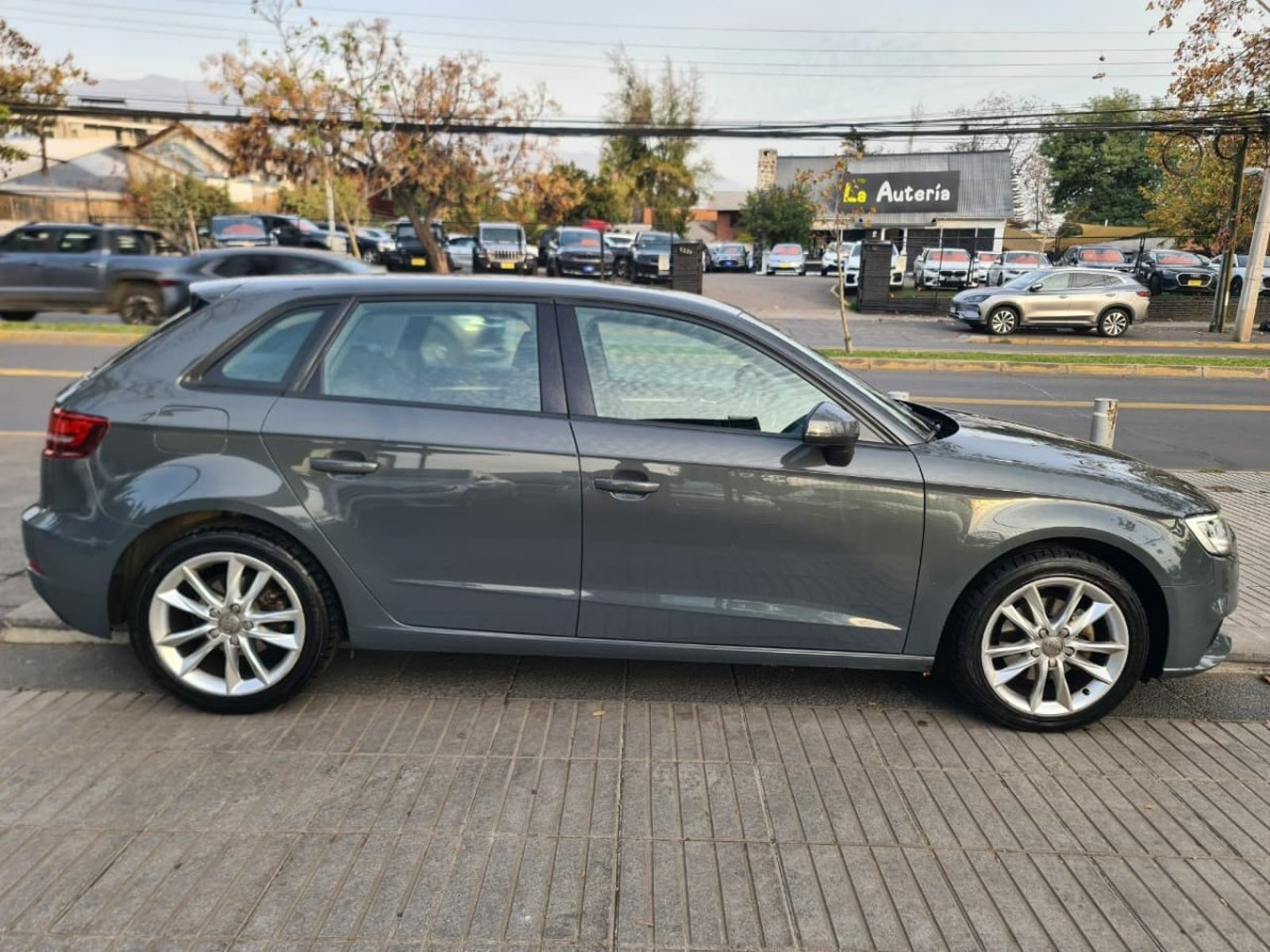 Audi A3 1.4 SPORTBACK 4X2 S-TRONIC 35 HB AT 5P. 2019 - Imagen 7 de 10