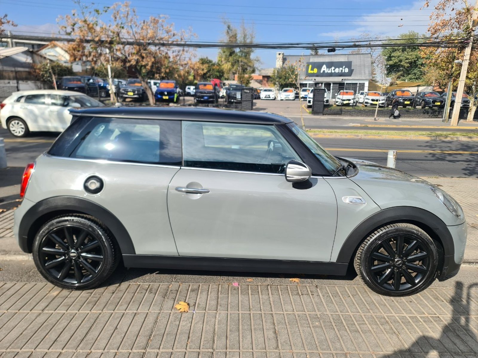 MINI F56 Cooper S Pepper 2.0 2014 - Imagen 8 de 15