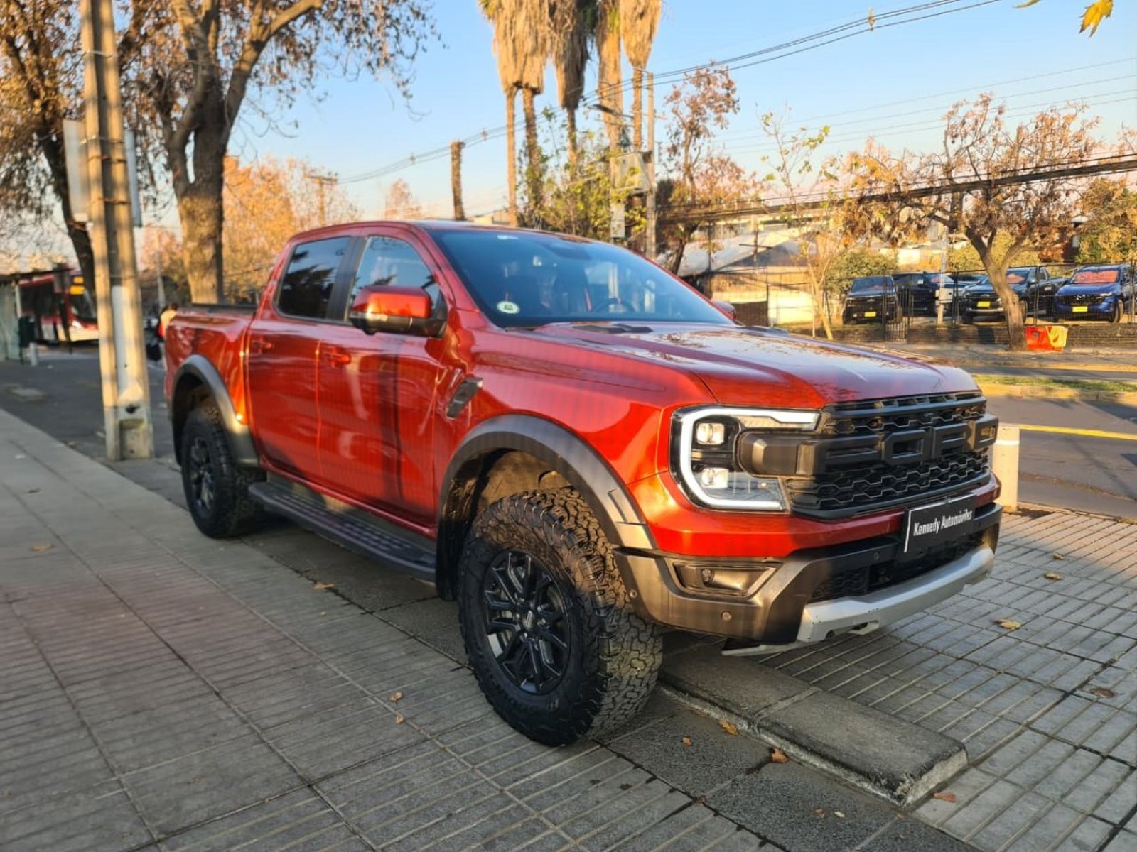 Ford RANGER RAPTOR 3.0 DC AUTO 4WD AT 2024 - Foto 2 de 10