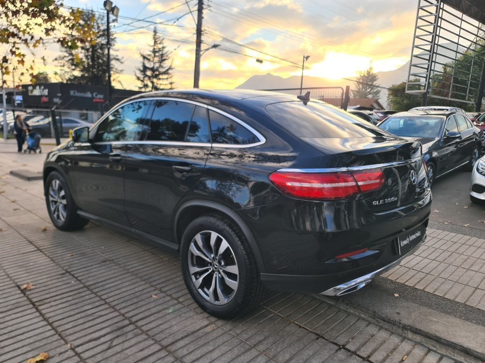 Mercedes-Benz GLE 350 3.0 D 4MATIC SPORT COUPE DIESEL 4WD AT 5P. 2019 - Imagen 3 de 10