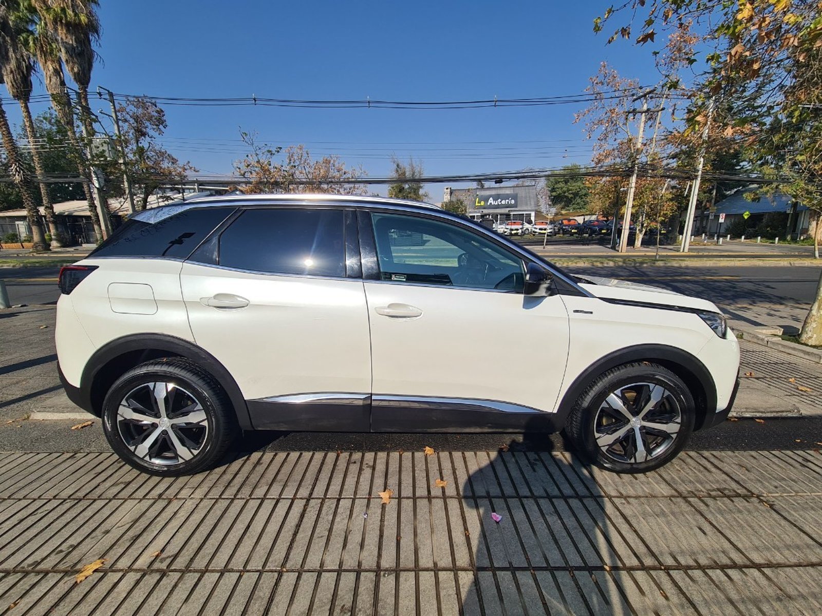 PEUGEOT 3008 1.6 GT LINE 4X2 THP 165HP EAT6 5P. 2018 - Imagen 6 de 10