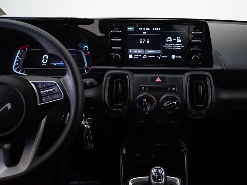 Kia SONET 2025 - Imagen 16 de 20
