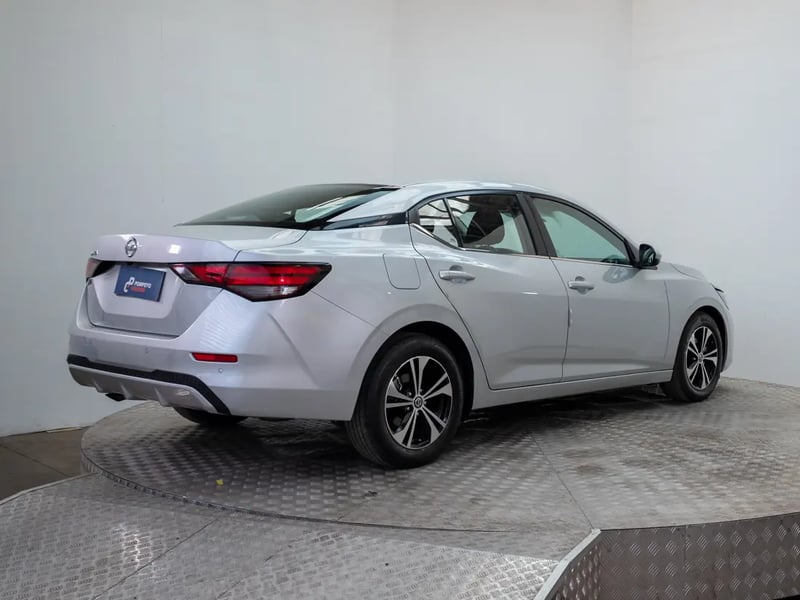 Nissan SENTRA 2023 - Imagen 7 de 19