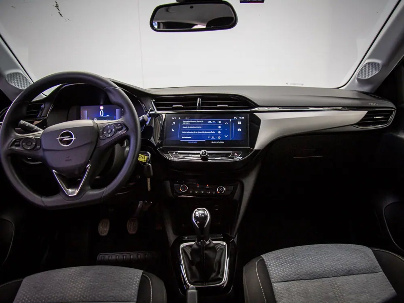 OPEL CORSA 2024 - Imagen 13 de 18