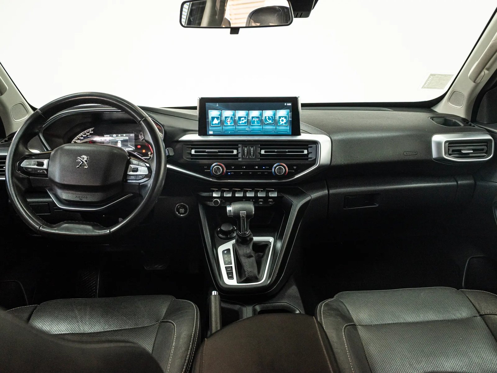 Peugeot LANDTREK 2022 - Imagen 14 de 17