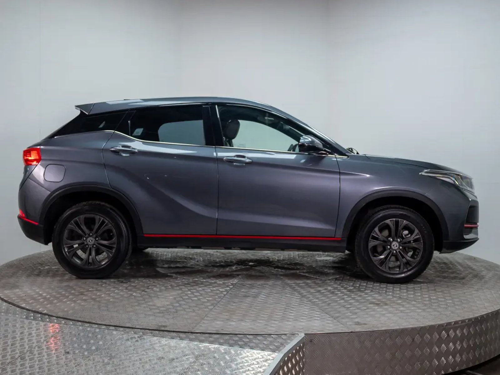 DFSK SUV 500 2025 - Imagen 5 de 13