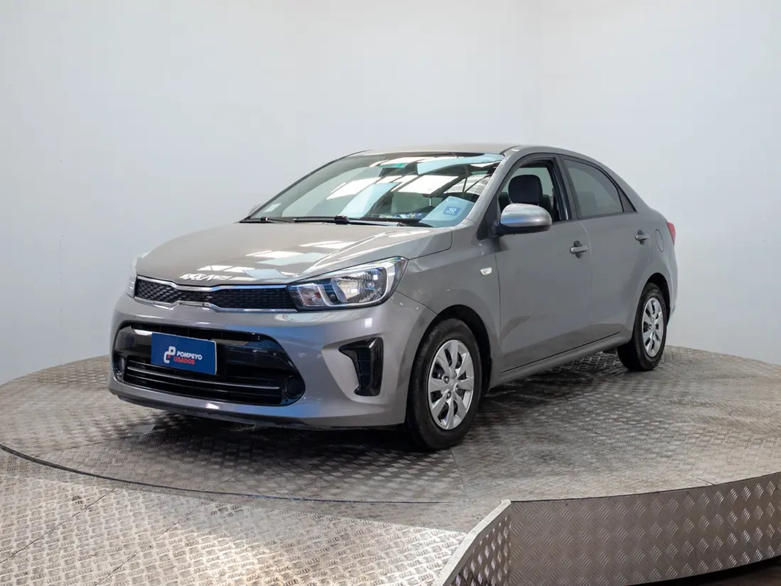 Kia SOLUTO 2023 - Imagen 3 de 20