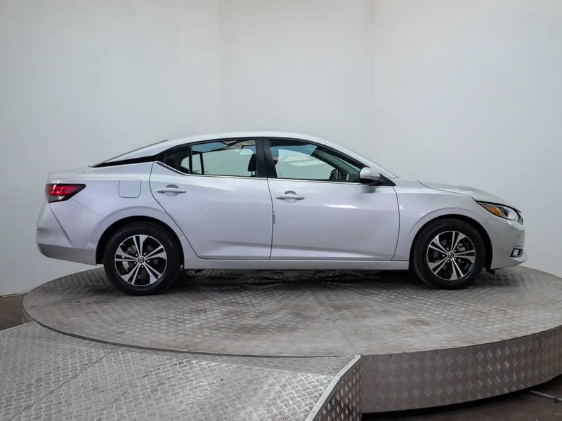 Nissan SENTRA 2023 - Imagen 8 de 19