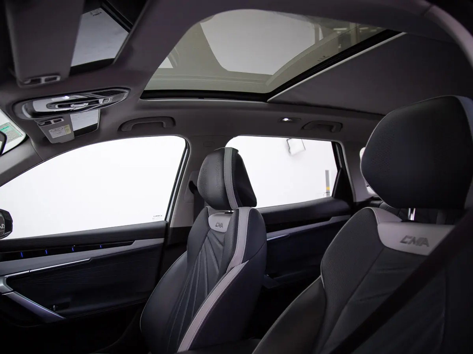 Geely STARRAY 2025 - Imagen 17 de 20