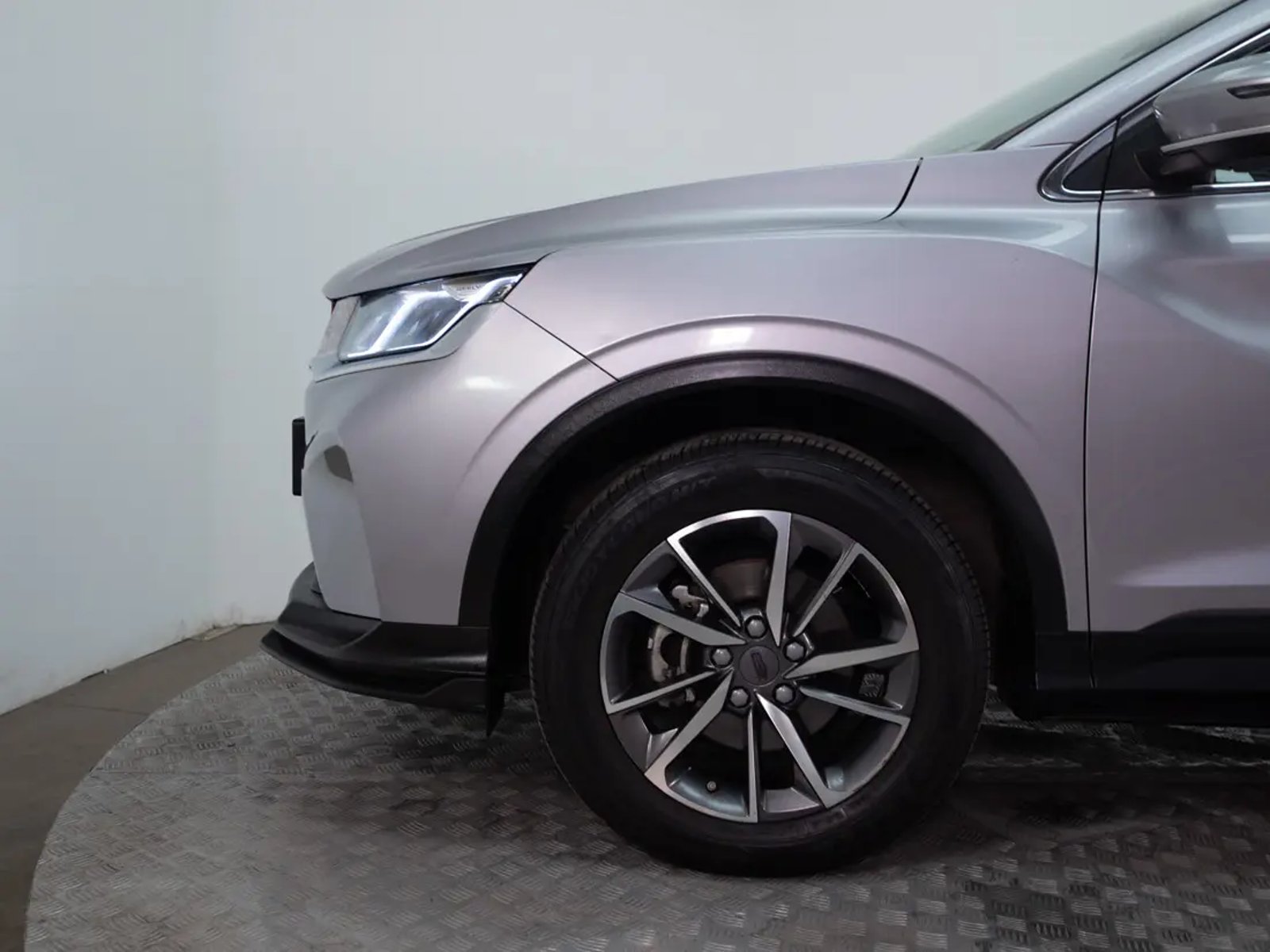 Geely COOLRAY 2023 - Imagen 17 de 19