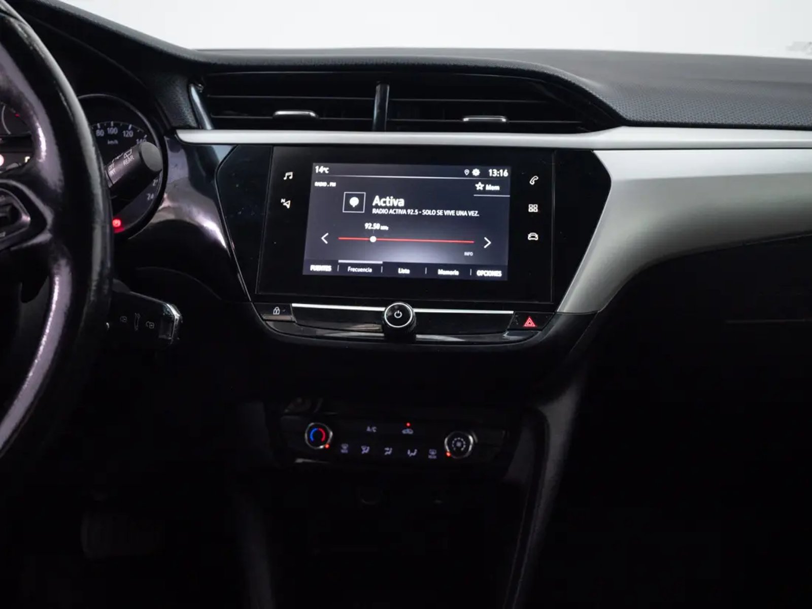 Opel CORSA 2021 - Imagen 16 de 20