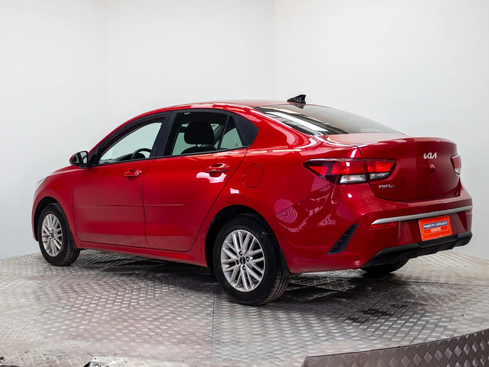 Kia RIO 4 2022 - Foto 5 de 19