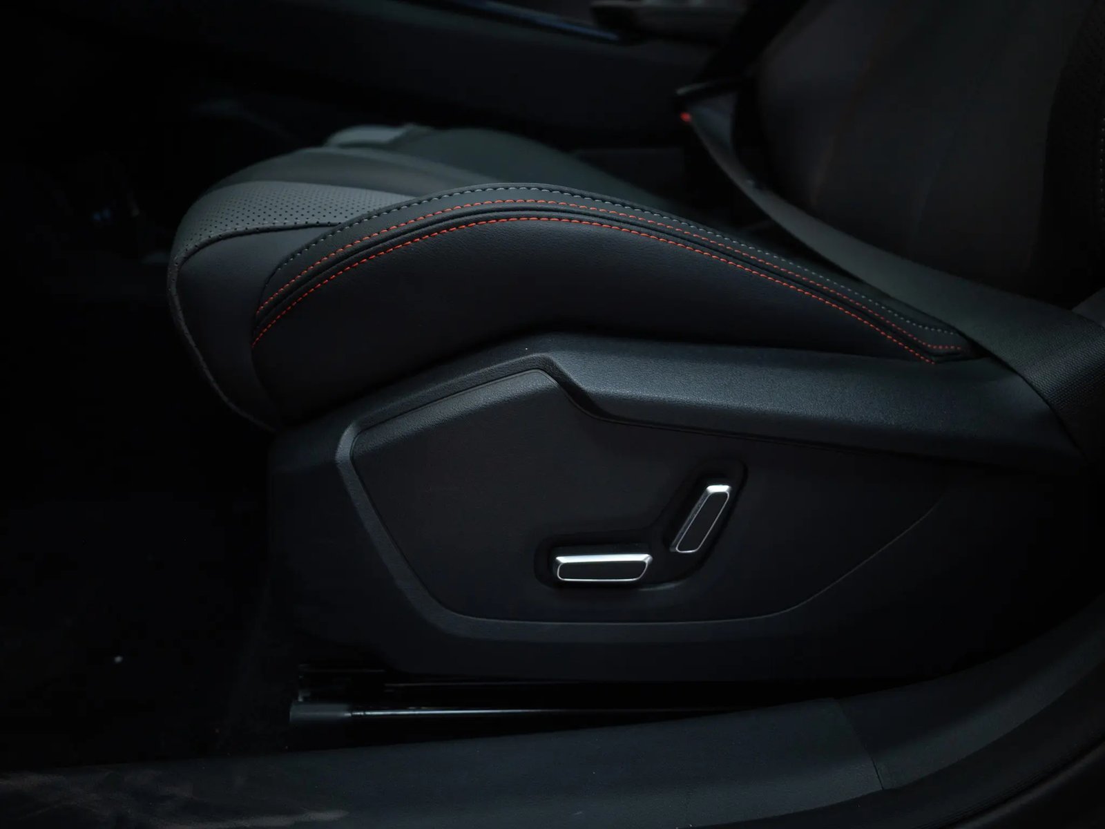 GEELY CITYRAY 2026 - Imagen 16 de 19